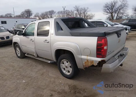 2010 Chevrolet Avalanche 1500 Lt1 z USA, uszkodzony, nr VIN 3GNVKFE0XAG174917